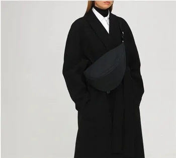 2023 Нова универсална модна найлонова чанта за подмишниците в ретро стил, черна чанта през рамо