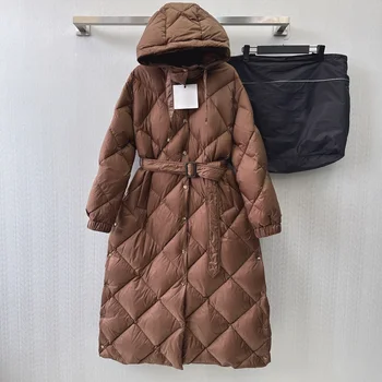 Дамски дрехи 2023, просто пуховое палто с качулка и дълъг колан, новост зимата 102,5 г.
