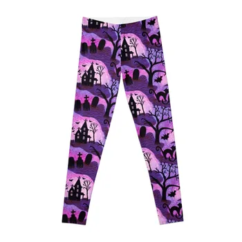 Призрачен Хелоуин парти с духове къща в лилаво леггинсах, дамски панталони за фитнес, повдигащ, спортни дамски спортни гамаши, женски гамаши