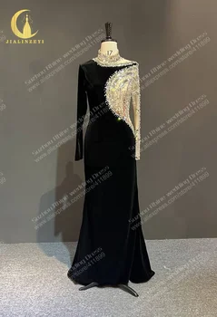 3405 Днешно черно бархатное вечерна рокля с високо воротом и дълги ръкави 