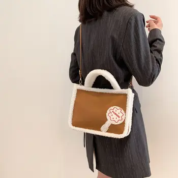 Чанта за през рамо в академик стил, ежедневни малка квадратна чанта с цип от вълна агнешко месо, японска дамска чанта през рамо 1