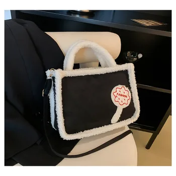 Чанта за през рамо в академик стил, ежедневни малка квадратна чанта с цип от вълна агнешко месо, японска дамска чанта през рамо 2