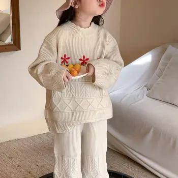 7466 Комплект детски дрехи 2023 Есен, нов вязаный пуловер за корейски момичета, вязаный пуловер в цветенце + панталони, комплект от две части 4