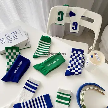 Дамски чорапи от памук ins tide online celebrity носете Klein blue в шахматна дъска модел, дълги зелени високи чорапи 4
