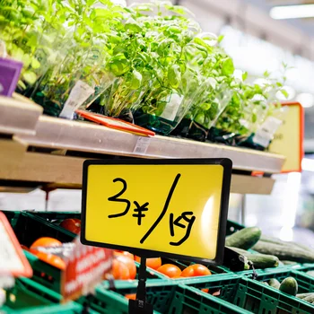 Табела с цената на хранителните продукти Табели с промоционални етикети, Стелажи за показване на цените на зеленчуци и плодове в супермаркета 4